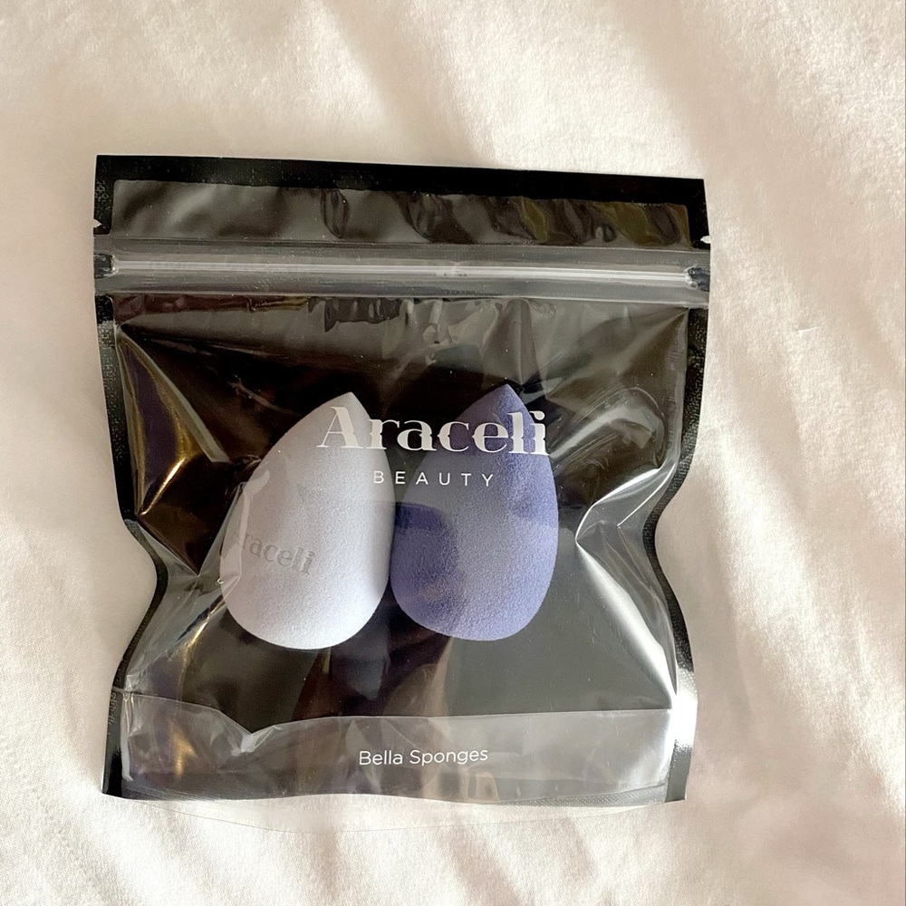 Araceli Beauty Bella Sponges
